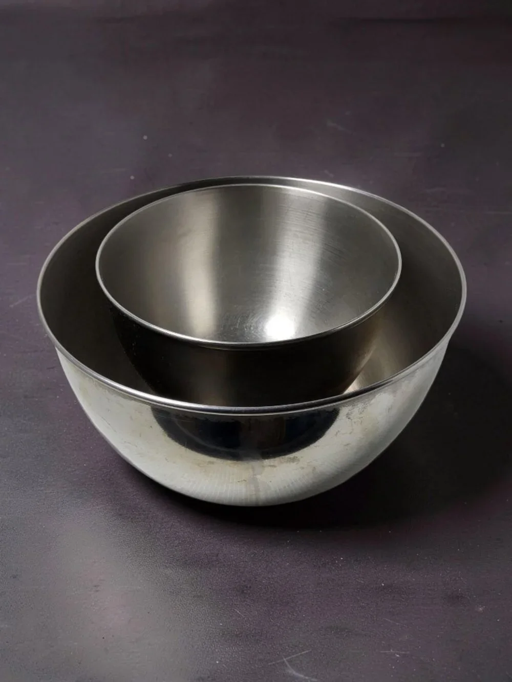 Vintage Stainless Steel Lipped Bottom Made in the US Mixing Bowls